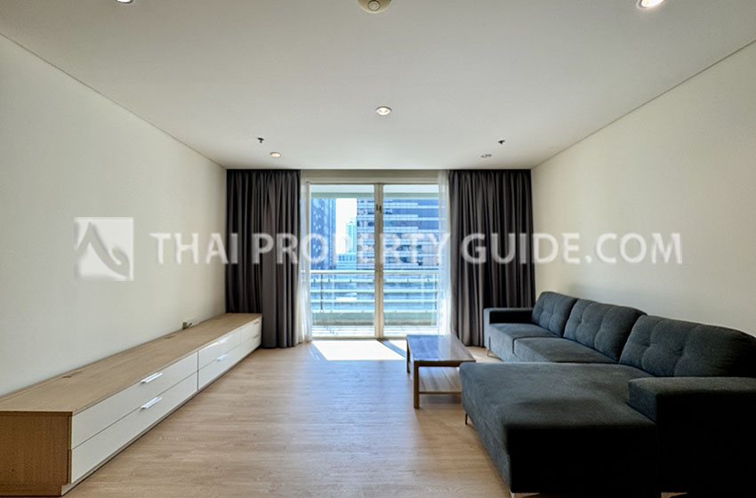 Condominium in Sathorn : The Royal Saladaeng 